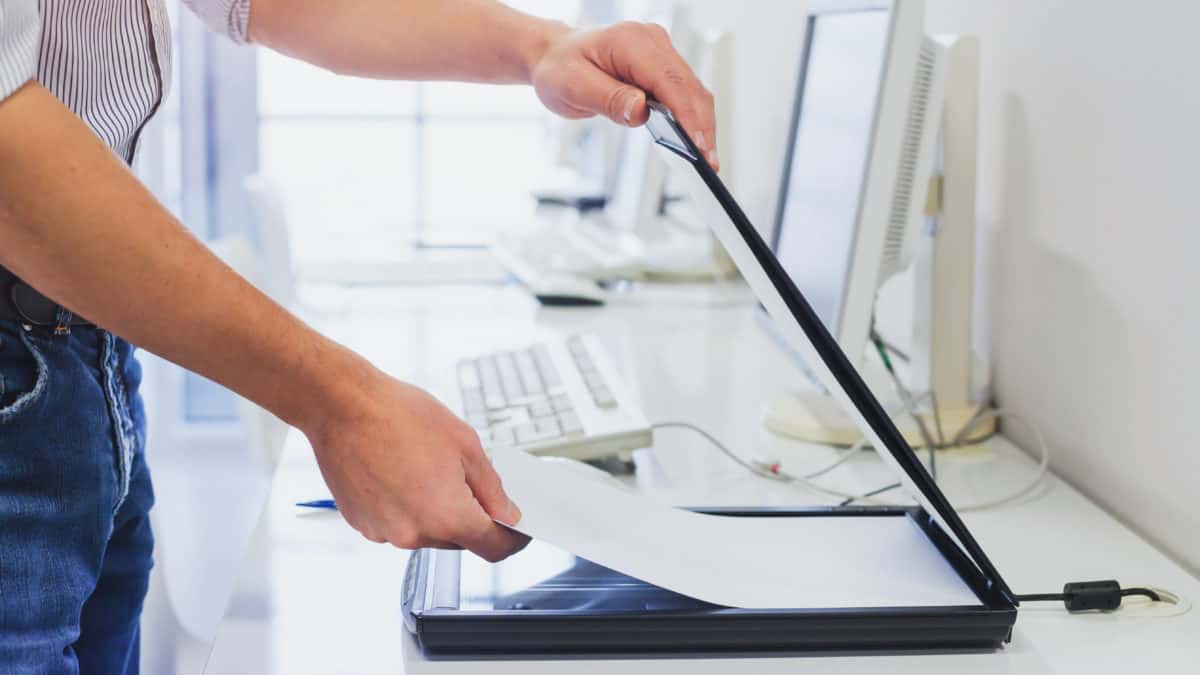 5 Tips For Choosing The Right Document Scanner For Your Office