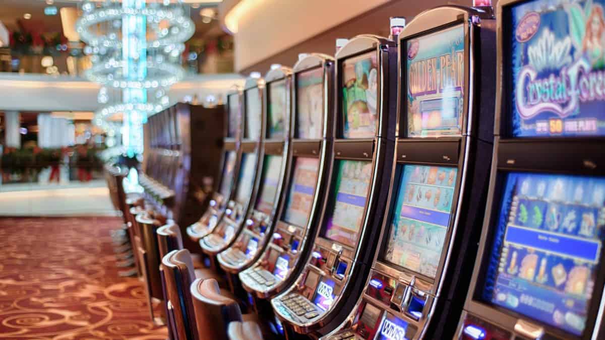 Casino Software Providers That Make Old-School Slots