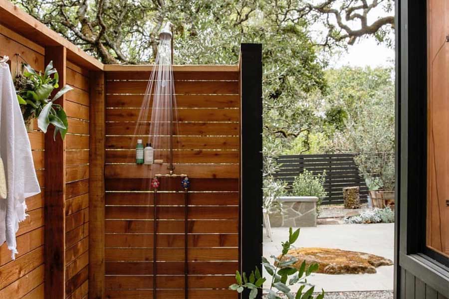 How To Choose An Outdoor Shower?