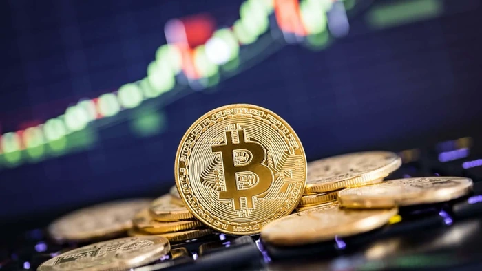 The Integration of Bitcoin into Mainstream Finance 