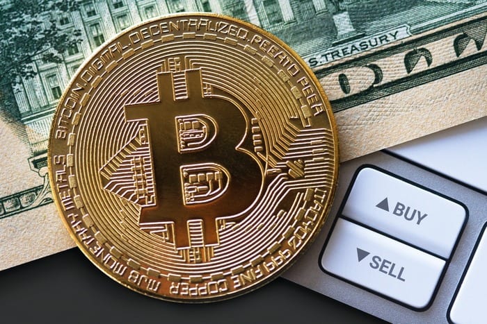 The Advantages of Bitcoin over Traditional Currency 