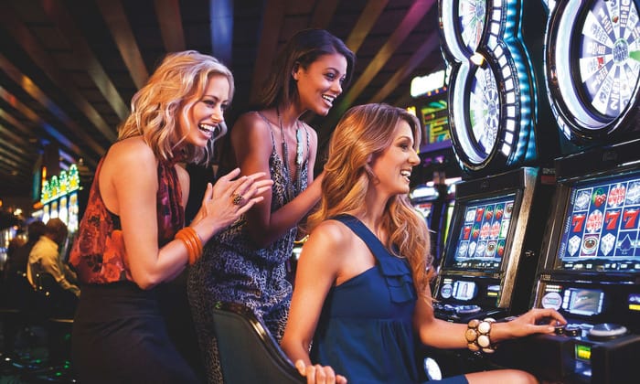 4 Reasons Why People Enjoy Gambling
